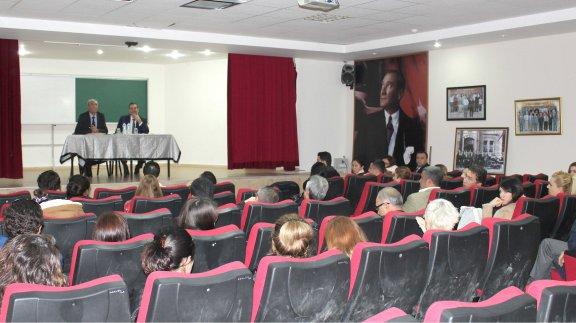 İlçe Milli Eğitim Müdürümüz Recep AKDEMİR Edebiyat ve Türkçe Öğretmenleri İle Toplantı Düzenledi