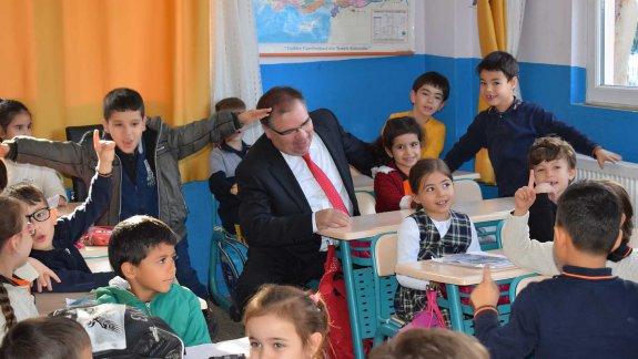 Didim Kaymakamı Mehmet TÜRKÖZ ve İlçe Milli Eğitim Müdürümüz Recep AKDEMİR Okulları Ziyaret Etti